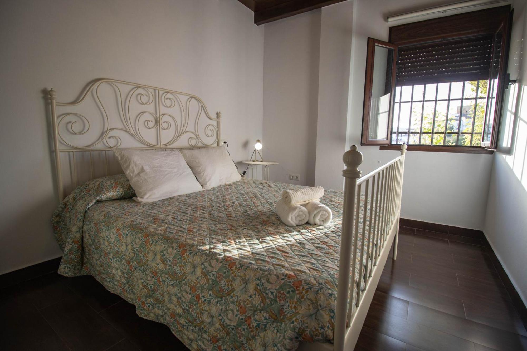 Apartamento El Mirador Del Parque Setenil De Las Bodegas Dış mekan fotoğraf